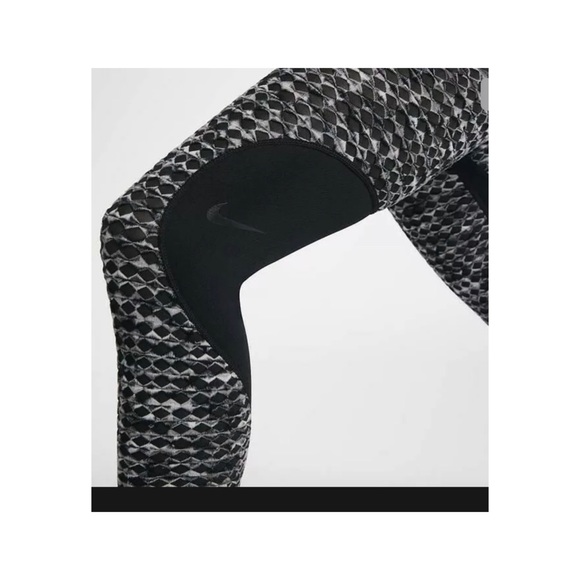 NWT Nike women's workout tights leggings pants L - Picture 5 of 7